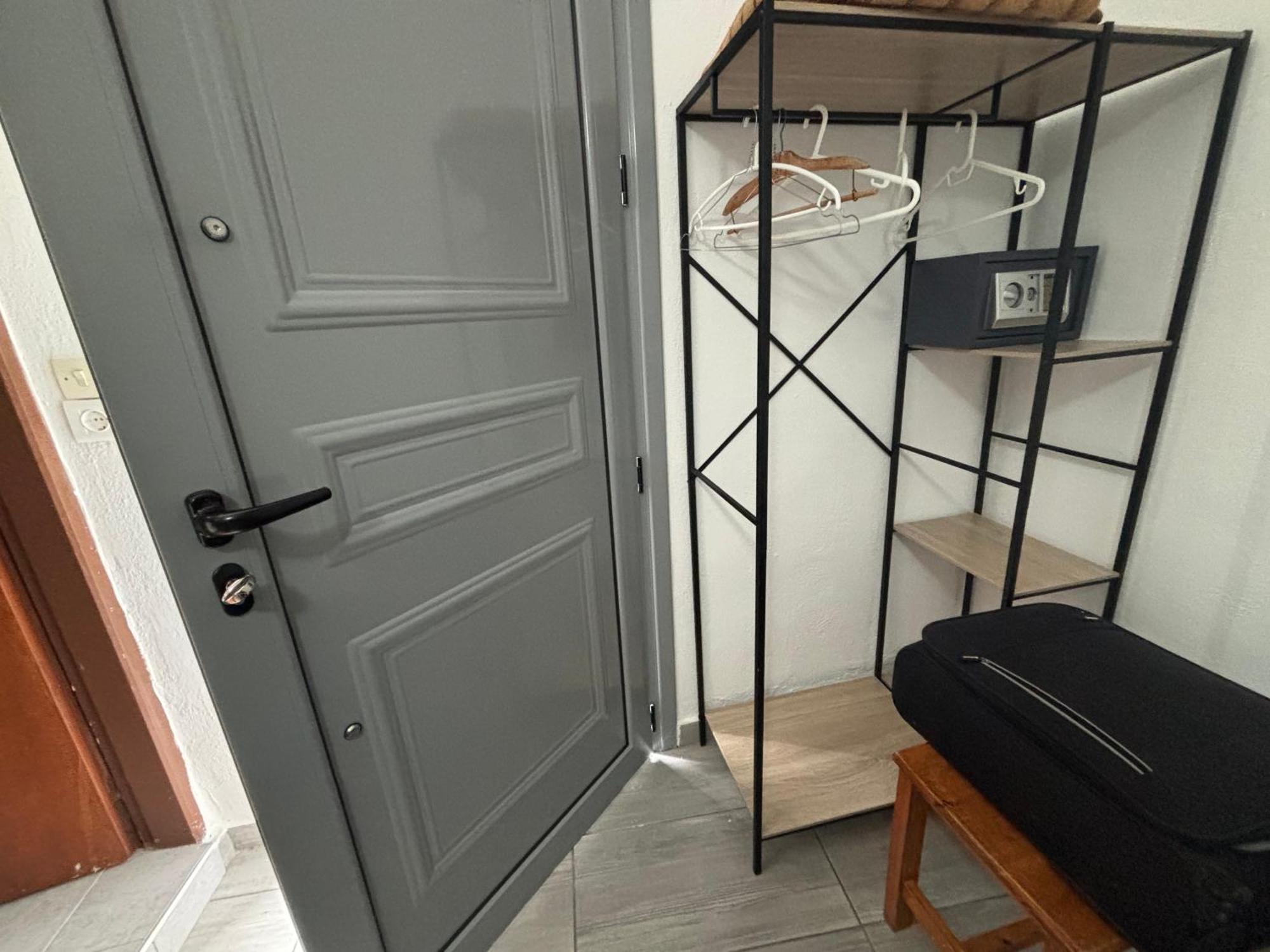 Scirocco Rooms لوترون المظهر الخارجي الصورة