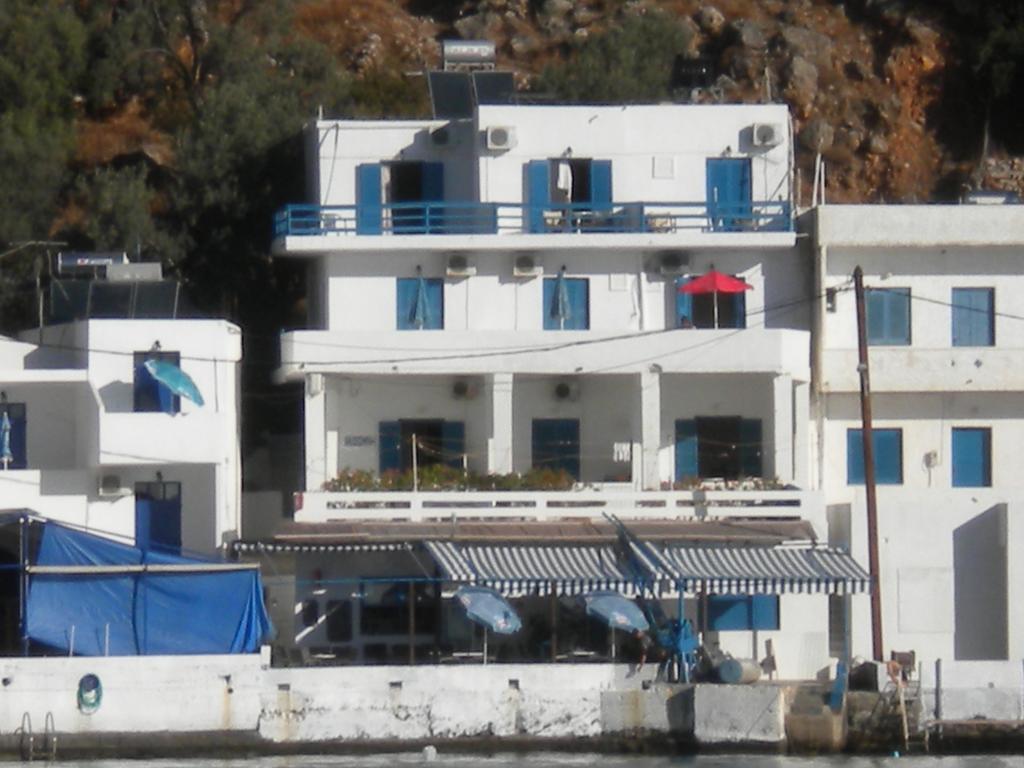 Scirocco Rooms لوترون المظهر الخارجي الصورة